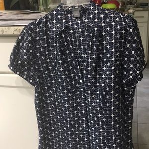 ANN Taylor Ladies Blouse navy and white SILK